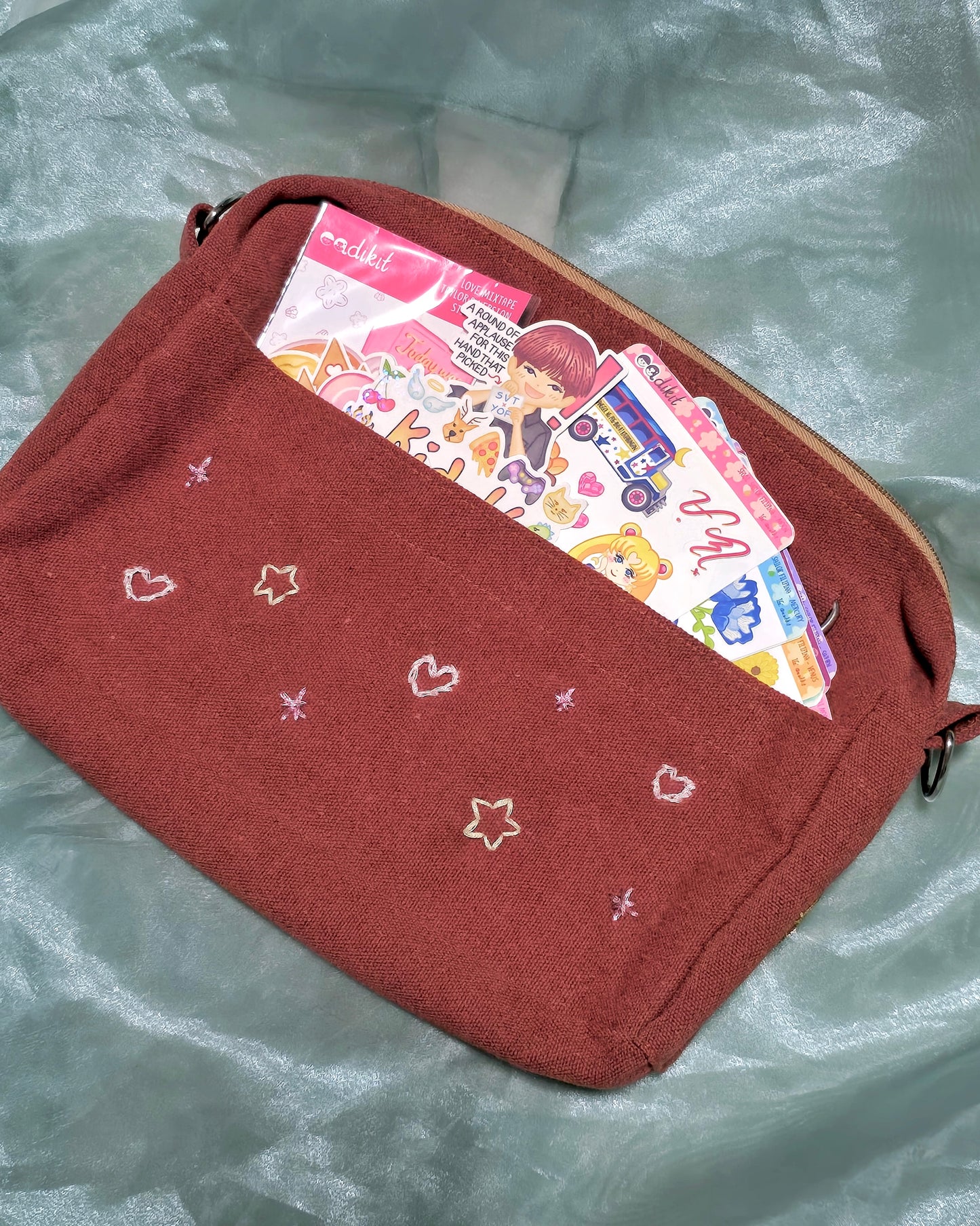 Moonphase Bag: A Light Traveler's Pouch